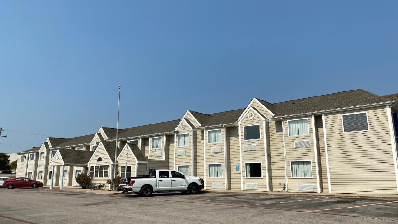 Microtel Inn & Suites By Wyndham Ardmore Exterior photo